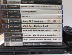 ПС2 Слим Конзола SCPH 90004 PAL [EU] + 10 Оригинални Игри # Втора Употреба